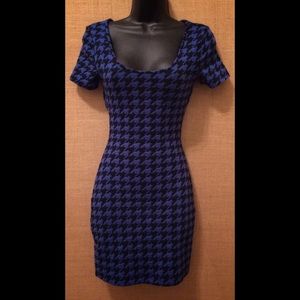 Adorable bright blue houndstooth mini dress!